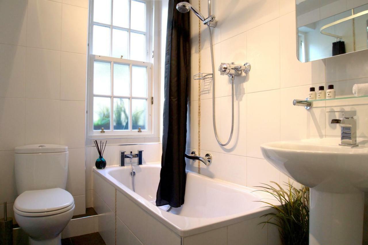 Grassmarket Old Town Boutique Apartment เอดินบะระ ภายนอก รูปภาพ
